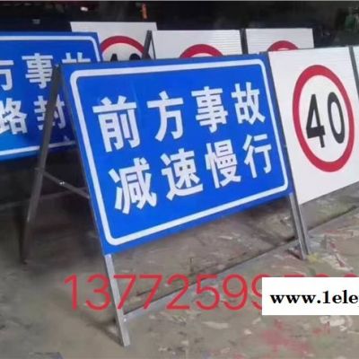 西安交通警示牌，西安道路標(biāo)識(shí)牌，路牌懸臂式熱鍍鋅標(biāo)志桿制作找陽(yáng)光西安標(biāo)牌廠